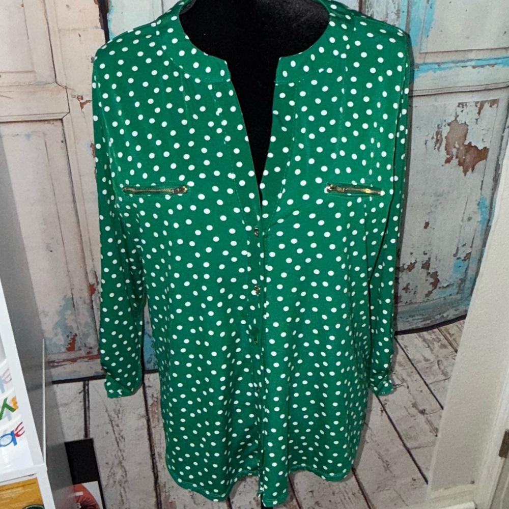 Indigo size XL Green & White Polka Dot Blouse Roll Tab Sleeve